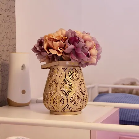 Hostel Wonderful World