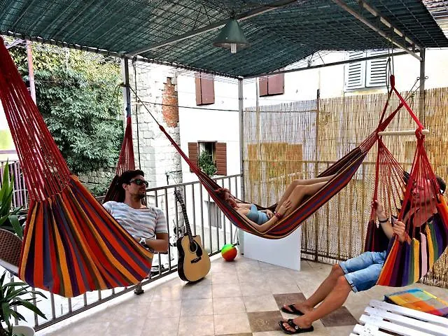 Wonderful World Σπλιτ